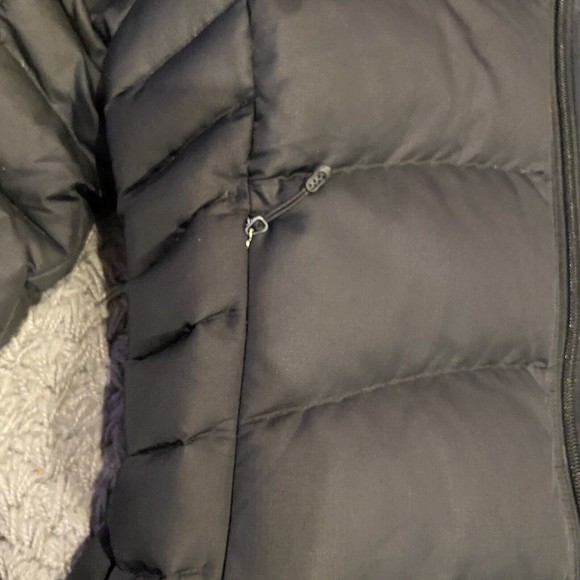 Patagonia Women’s Down Puffer Jacket in Black Size L - Picture 6 of 16